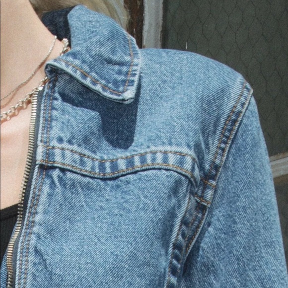 Brandy Melville zip up jean jacket - Picture 4 of 6